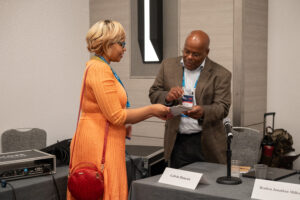 Duncan and an audience member in conversation